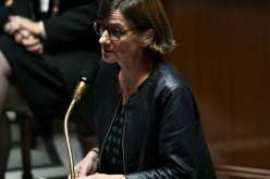 بعد 48 ساعة من تعيينها.. قضايا فساد تلاحق وزيرة الصحة الفرنسية