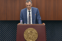 حماد: “يتوجب تحسيس المتعاملين الاقتصاديين لرعاية الأندية الرياضية”