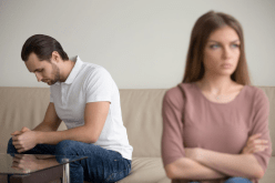 بعد إصراري عليه صارت علاقتنا على المحك ولا أجد السند