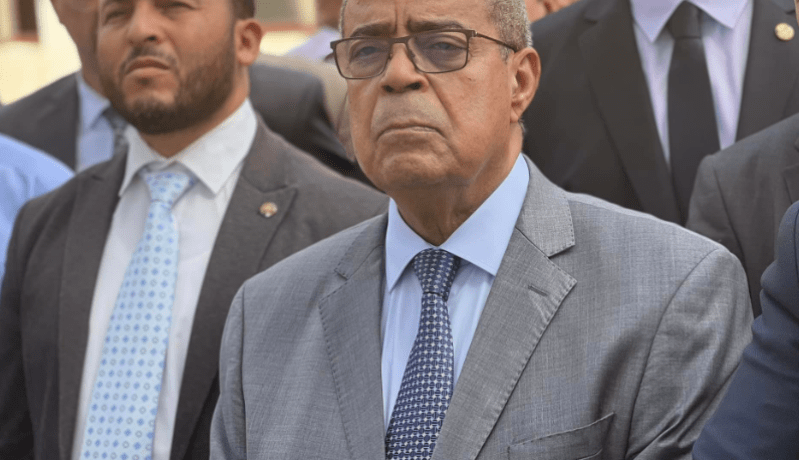 عون في مستغانم لإعادة بعث نشاط المؤسسات العالقة وخلق مناصب شغل