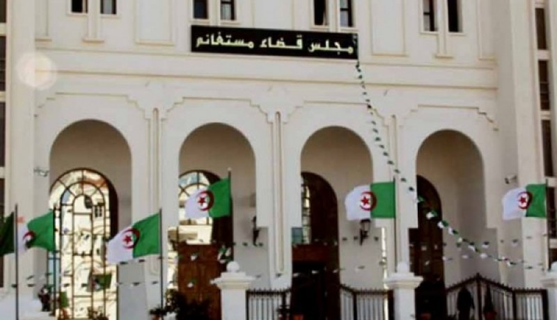 تفاصيل مثيرة .. يقتل طليقته ووالديها ويحرق مسكنهم ما أدى إلى وفاة إبنه في مستغانم