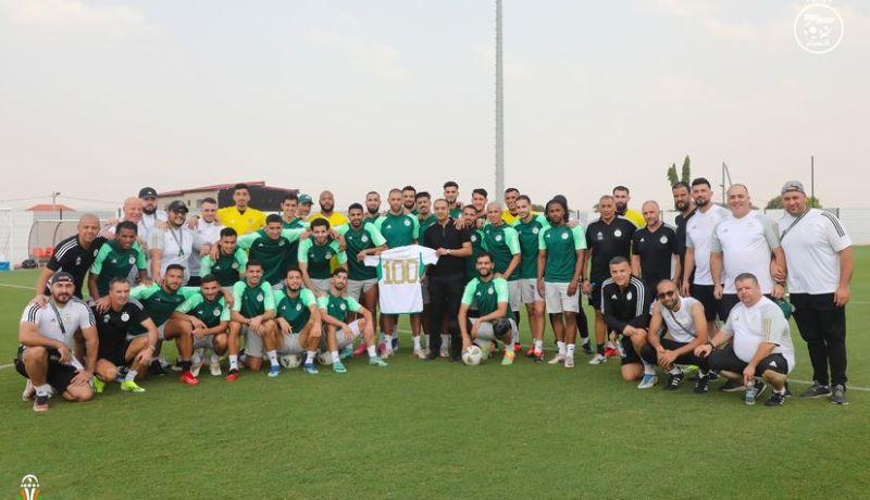 لاعبو الخضر يحتفلون بـ “مئوية” سليماني مع الخضر