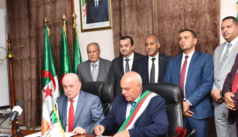 سوناطراك توقع اتفاقية رعاية مع بلدية المنيعة لتمويل مشاريع تنموية