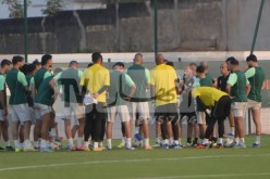 بالصور.. المنتخب الوطني يجري آخر حصة تدريبية قبل مواجهة موريتانيا