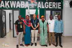 بالصور.. عُمال بلدية بواكي يزورون وفد الخضر بمقر إقامتهم