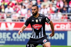 عبدلي يرفض التجديد مع أنجي ويقترب من الرحيل