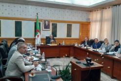 وزير العدل يناقش أولويات السياسة الجزائية الوطنية وبسط سلطان القانون