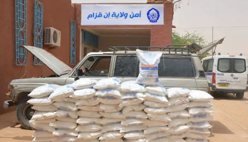 حجز أزيد من 867 قنطار من الفرينة والسكر موجهين للتهريب