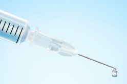 قد يؤدي إلى الشلل.. تحدي جديد يشعل TikTok والأطباء يحذرون