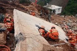 انهيار أرضي بالصين: 47 شخصا في عداد المفقودين