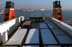 صادم.. اكتشاف حاوية مبردة بداخلها مهاجرون