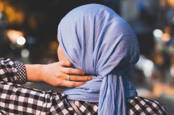 وزير الصناعة يدعو إلى وضع “خمار” صحي