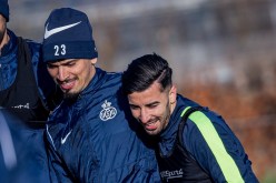 بالصور.. عمورة يعود لتدريبات ناديه سان جيلواز