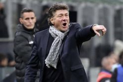 إقالة ماتزاري من تدريب نابولي