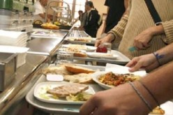ضبط برنامج جديد.. إعادة النظر في الوجبات المقدمة للطلبة الجامعيين