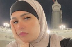 ياسمين عبد العزيز تؤدى مناسك العمرة