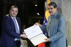عرقاب يقدّم تحضيرات الجزائر لعقد منتدى الغاز للرئيس الفنزويلي