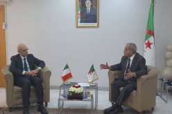 الجزائر وإيطاليا يبحثان تطوير التعاون بمجال الصناعة والإنتاج الصيدلاني