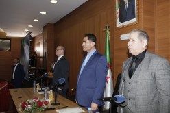وزير الاتصال يشرف على أشغال ندوة لمديري القنوات الوطنية والاذاعات الجهوية 