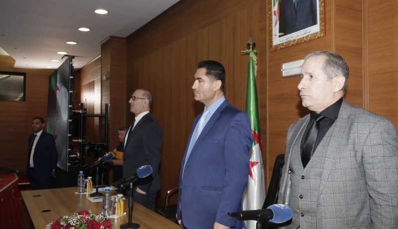 وزير الاتصال يشرف على أشغال ندوة لمديري القنوات الوطنية والاذاعات الجهوية