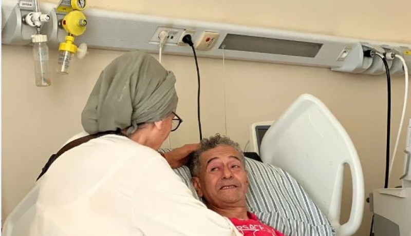 الفنان القدير صالح أوقروت يتوجه غدا نحو فرنسا لإجراء فحوصات طبية