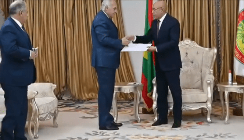عطاف يُسلم الرئيس الموريتاني رسالة من الرئيس تبون