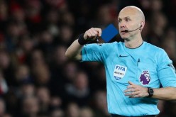 البطاقة الزرقاء قريبا في ملاعب كرة القدم