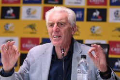 بروس يتحدث عن تجربته التدريبية في الجزائر