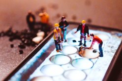 دولة أوروبية تفرض قواعد هجرة جديدة للعمال الأجانب