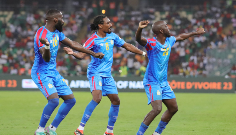 منتخب الكونغو يقصي غينيا ويبلغ نصف نهائي “الكان”