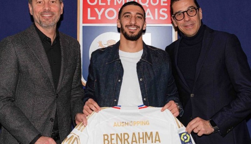 بالفيديو.. بن رحمة يروي “السوسبانس” الذي عاشه قبل ترسيم التحاقه بنادي ليون