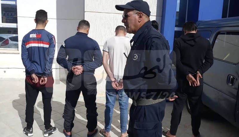 الجلفة: توقيف 6 أشخاص بتهمة المتاجرة بالأقراص المهلوسة والمخدرات