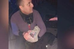 حراڤ جزائري يساعد امرأة على وضع طفلها وسط الشارع في فرنسا