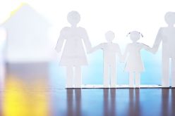 دولة أوروبية تضع شروطًا أكثر صرامة للم شمل الأسرة