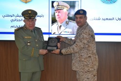 الفريق أول شنقريحة يزور مركز عمليات القوات الجوية السعودية