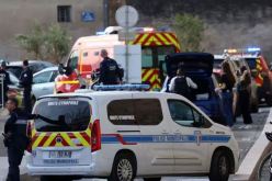 رجل يطلق النار على رأس زوجته السابقة ثم ينتحر أمام المحكمة