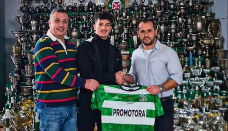 لاعب رديف “السياسي” ينتقل إلى البرتغال