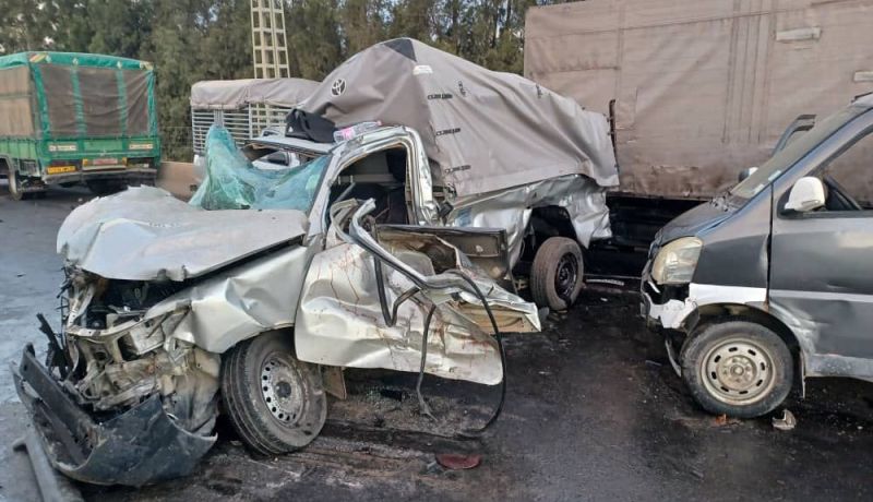 تيارت: قتيل و12 جريحا في إصطدام بين حافلة وشاحنة ذات مقطورة