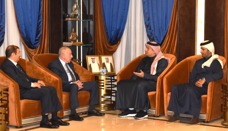 الفريق أول شنقريحة يستقبل من قبل نائب رئيس مجلس الوزراء القطري