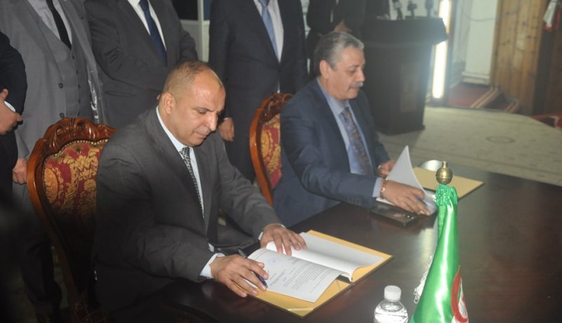 اتفاقية بين سوناطراك وجامعة الشهيد الشيخ العربي التبسي