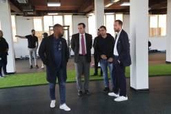 بالصور.. وفد الفيفا يعاين المنشأت الرياضية بالجزائر