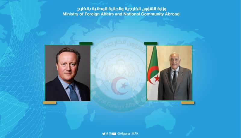 وزير الخارجية يتلقى اتصالا هاتفيا من نظيره البريطاني وهذا ما دار بينهما