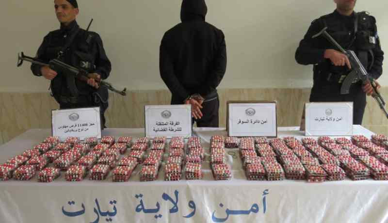 تيارت: توقيف مروج بحوزته 11 ألف قرص مهلوس