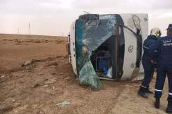 مصرع شخص وإصابة 21 آخرين إثر إنقلاب حافلة بالمسيلة