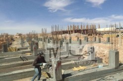 سكنات اجتماعية.. هدم أعمدة خرسانية غير مطابقة بالنعامة