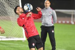 قبل مواجهة النصر.. إدارة الرائد تتدخل لإنهاء خلاف المدرب مع سعيود