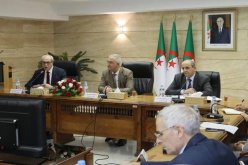 الدفع الالكتروني..اجتماع تشاوري بين وزيري المالية والبريد ومحافظ بنك الجزائر