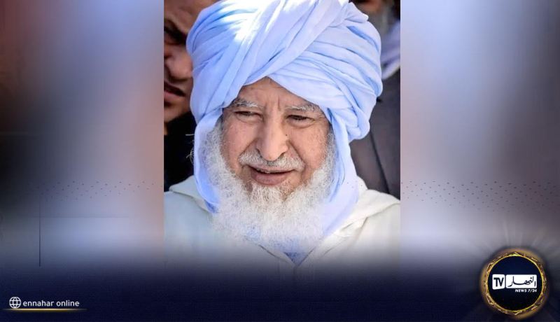 بن قرينة يزور الشيخ العلامة سيدي حسان الانصاري بمستشفى عين النعجة