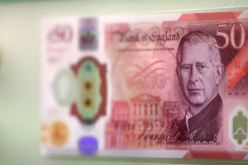 الأوراق النقدية الجديدة التي تحمل صورة الملك تشارلز الثالث تخرج للتداول