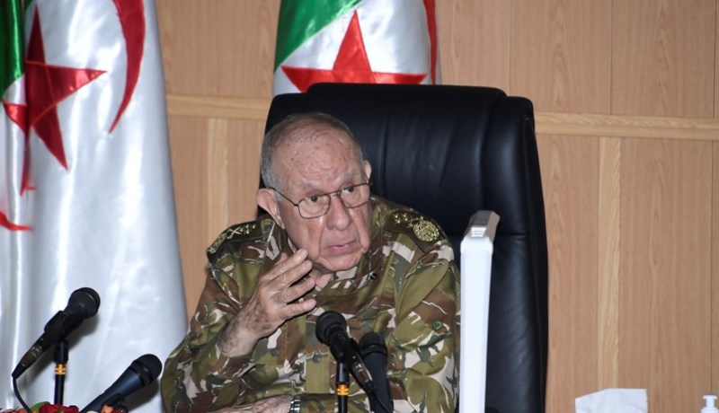 الفريق أول شنقريحة يفتتح الإجتماع السنوي لإطارات العتاد